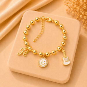 Pulsera Corazones Dorados en Acero